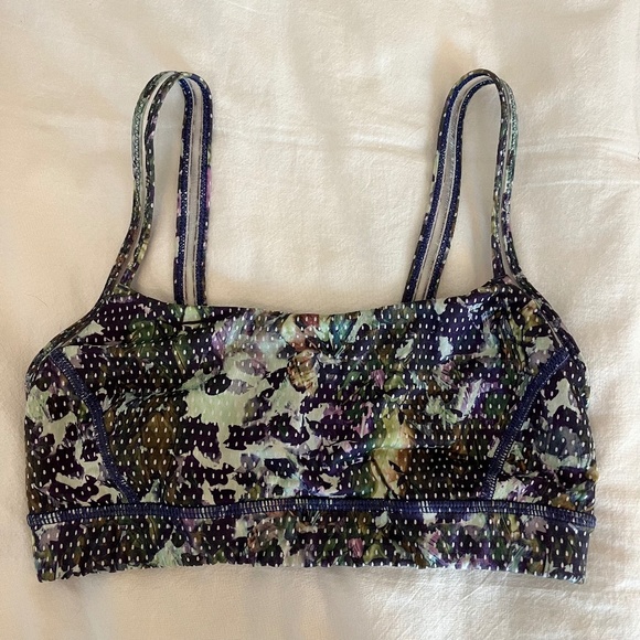 Lululemon Multi Colored Sports Bra Women's Size 4 - Picture 1 of 3
